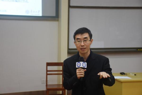 林润辉.jpg 林润辉.jpg