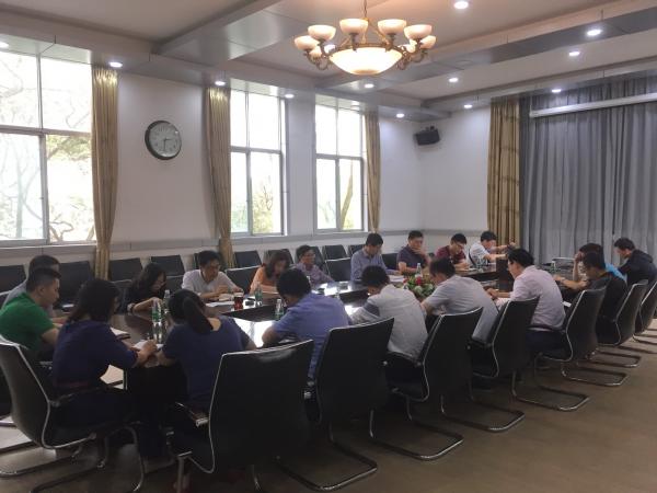 光电学院学习传达学校安全稳定工作会议精神