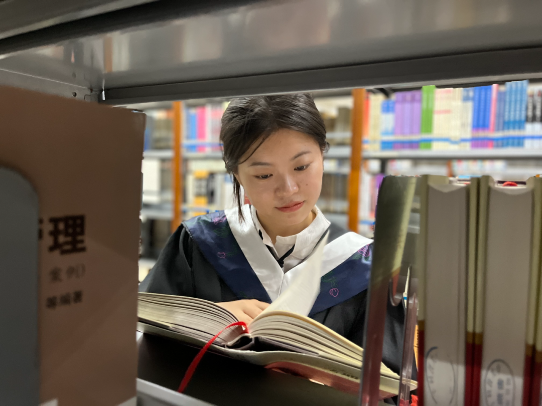 满屏的开心！成电最美毕业照来了！