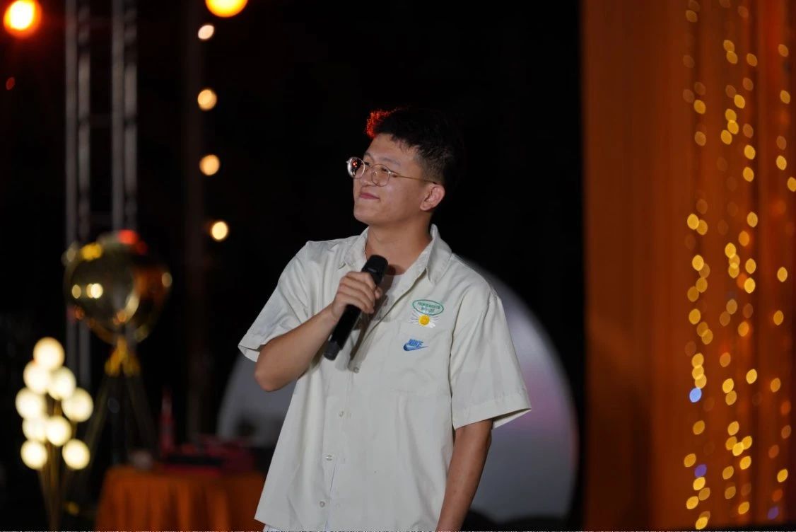 c6424984e0390379f6798890a3f09542_410c3.j