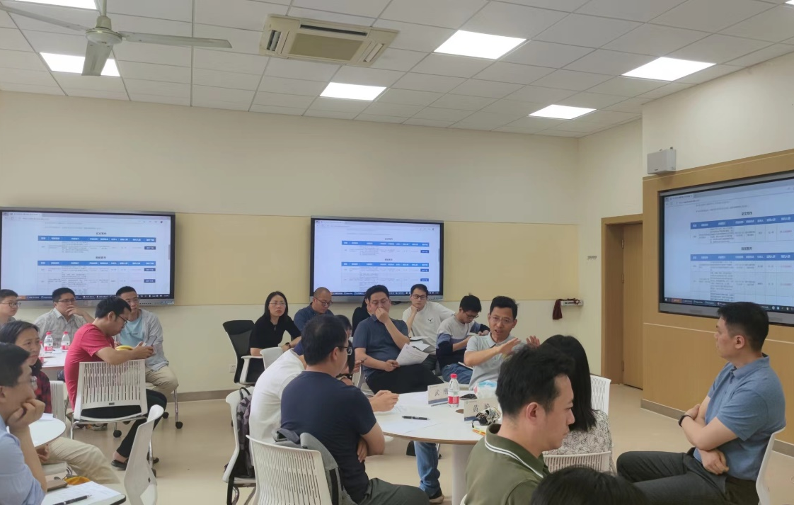 【主题教育】“专业写作基础”大课程组开展专题教学研讨会 推进优质通识必修课建设