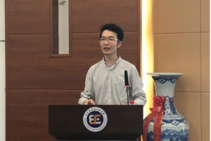 【爱国情 奋斗者】何逸文校友：根扎得越深，成长得越快！