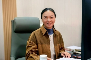 【美丽成电·师德之美】党建科研双轮驱动，十载丹心乐育英才