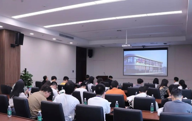 c84393bf12131c2af2755eb081c5e206_bc1b1.p