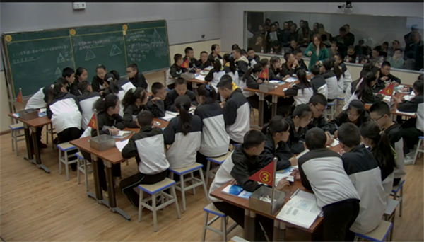 【扶贫在行动】后勤保障部牵头组织岑巩县“师资创新振兴计划”培训活动