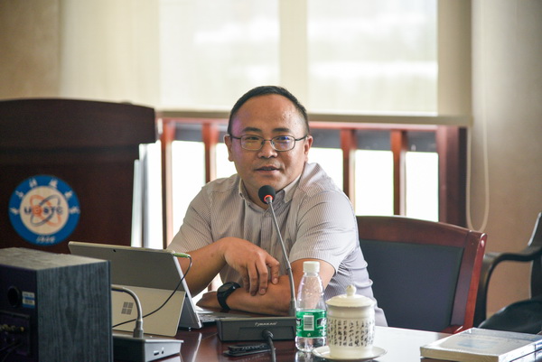 wenm002.jpg wenm002.jpg