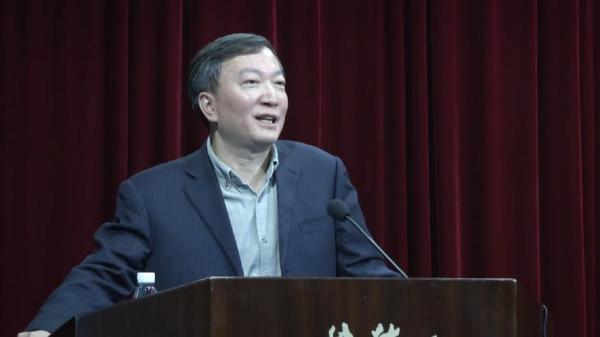 王亚非书记、李言荣校长在我校“新的办学结构改革”报告会上的讲话