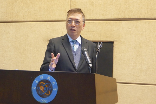 【名师讲堂】李硕彦教授讲述“神奇的模式概率与‘鞅’”