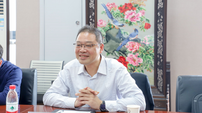 7A65DB7C53B29A5442ED12FB822_99AD2F74_560