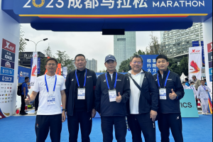 体育部3位教师参与2023年成都马拉松执裁