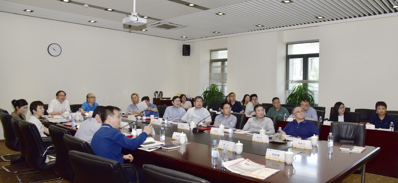 《电子科技大学学报》第八届编委会第一次会议暨创刊六十五周年期刊建设研讨会举行