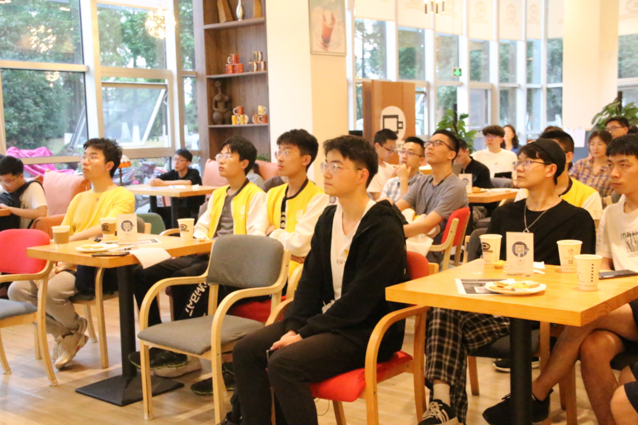 【成电下午茶】巫江教授分享“我和我的学术之路”