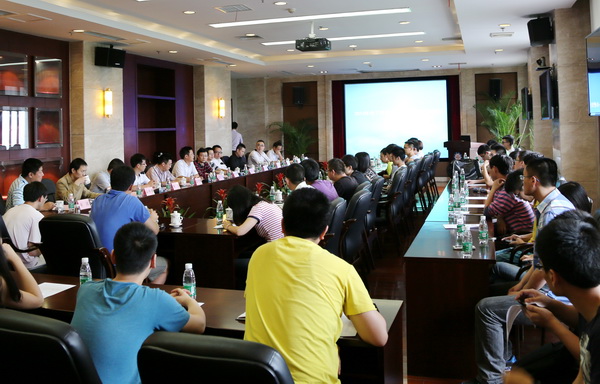 上海校友会回母校“探亲”