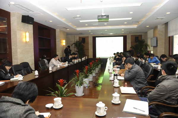 学校召开2014年科技工作会议