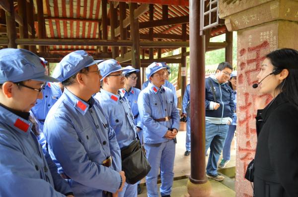 DSC_0076.JPG DSC_0076.JPG