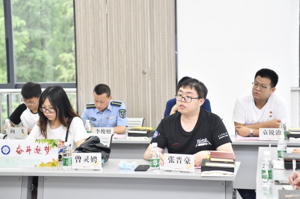 _ND50499.JPG ce52bc85df200a6749bf892306a13ef2.jpg