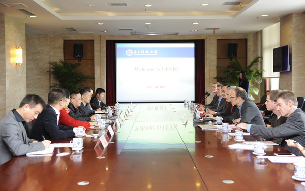 荷兰德国法国高校教授代表团来校访问