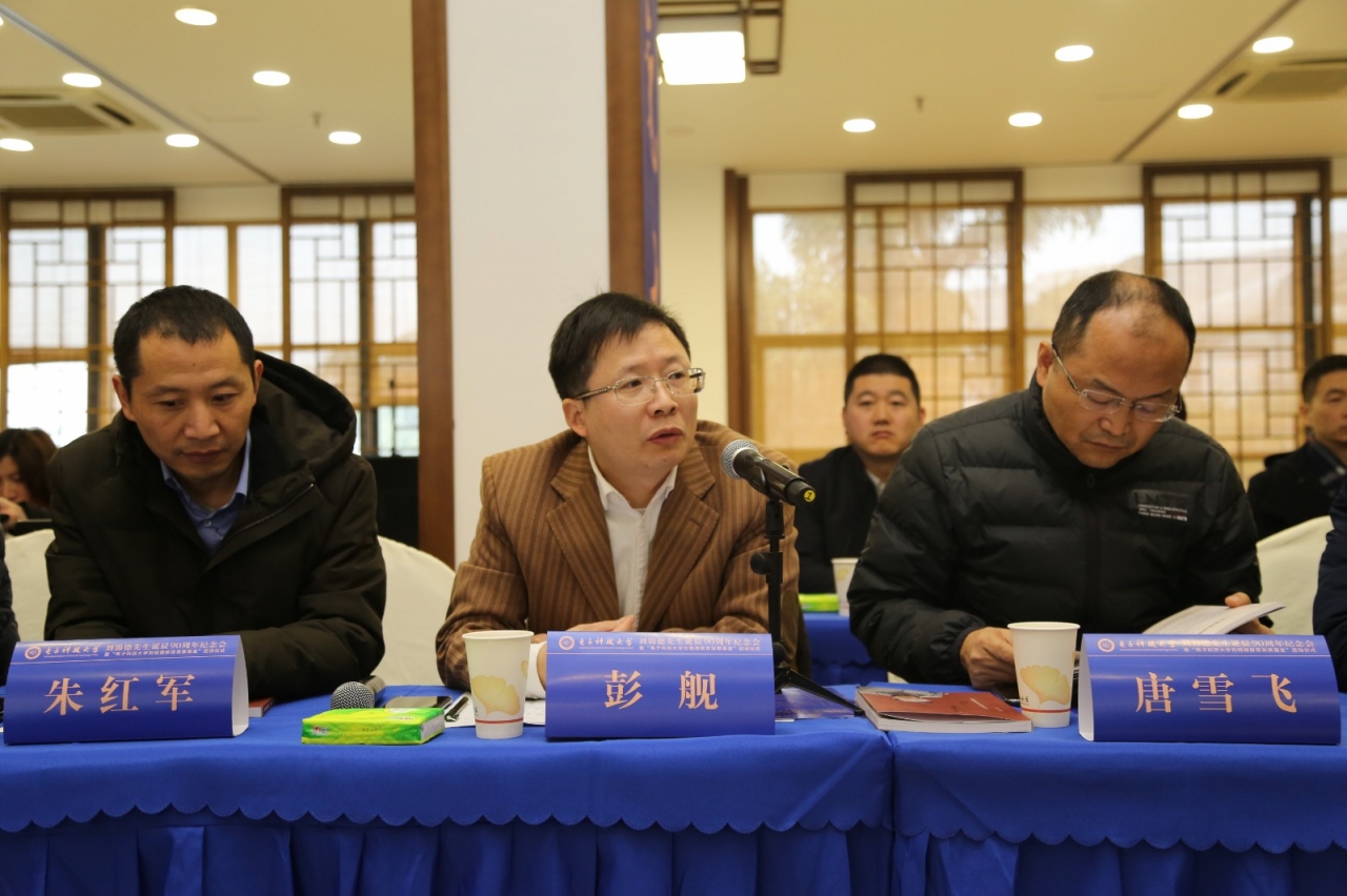 LS7A8317.JPG LS7A8317.JPG