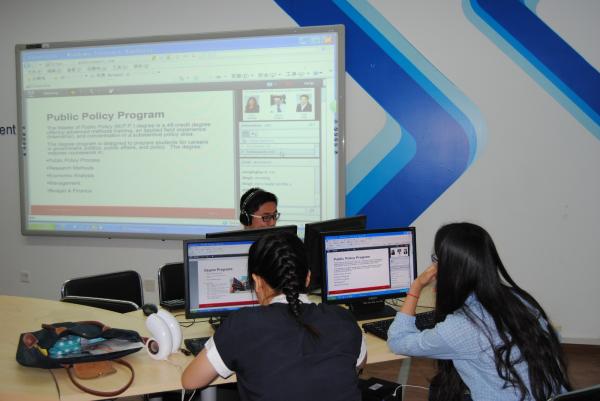 政管学院营造国际化氛围助推人才培养