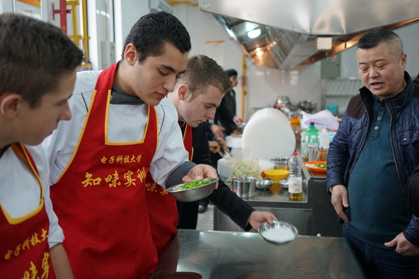 faguo0006.JPG cf55e4cfdfe088532abf749b4543b73b.jpg