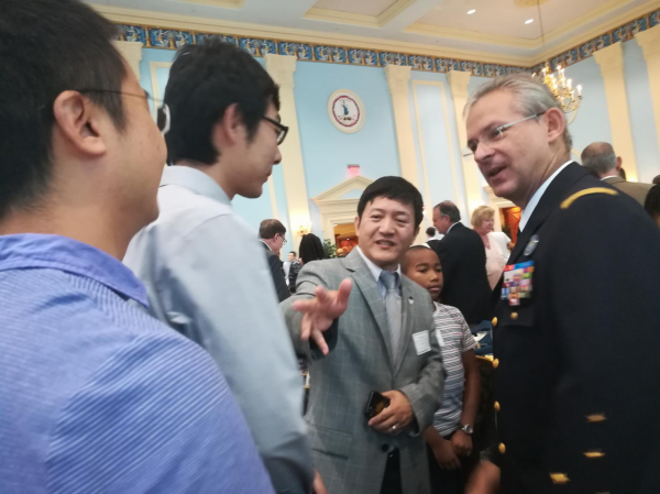 【成电国际】成电在美交流师生受邀参加国际早餐会