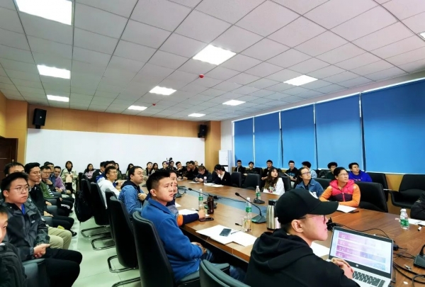 物理学院举办第一届微党课大赛