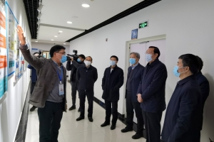 习近平：加快建设世界一流企业 加强基础学科人才培养