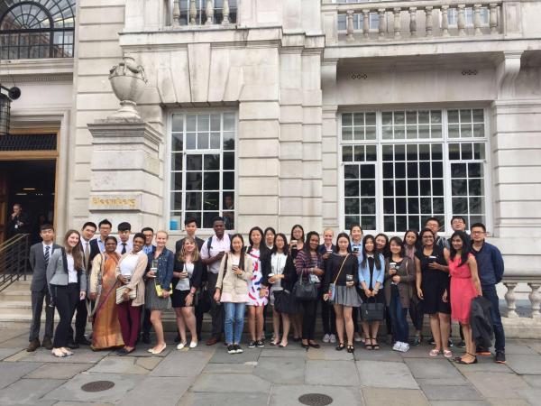 【成电国际】政管学院Sparks实践队深度体验英伦文化