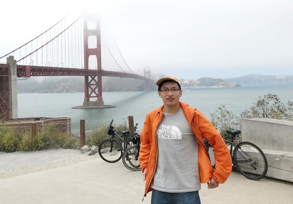 卓中流.jpg 卓中流.jpg