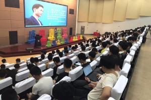 【成电青年说】成电杰出学生分享大学学习和生活感悟