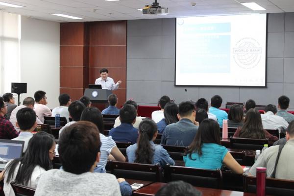 数学、信软、外国语学院以多种形式开展“两学一做”学习教育