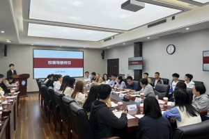 “校领导接待日”举行沙河专场  校领导与学生面对面交流