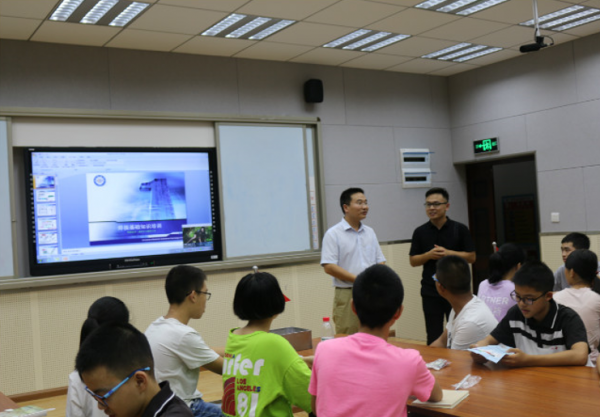 【扶贫在行动】校机器人队利用专业优势聚焦岑巩扶贫“精准度”