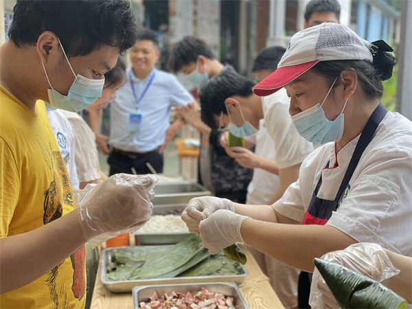 d4d6fd1283f52a25035f5f48ffe09d1a_9ea51.j