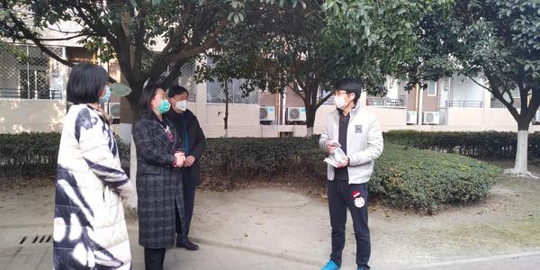 学校积极做好留校学生的防疫战疫工作