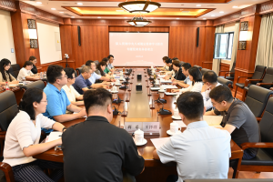 学校举行深入贯彻中央八项规定精神学习教育专题党课集体备课会