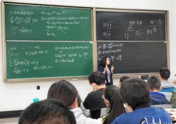 上课 (5).jpg 上课 (5).jpg