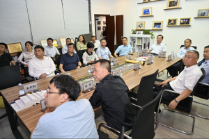 致公党中央副主席曹鸿鸣来校调研