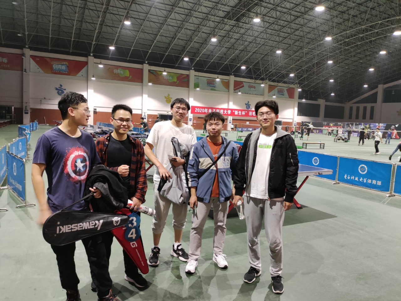 团队部分成员合影.jpg d6793f4ccd125ad963db582bea70baab.jpg