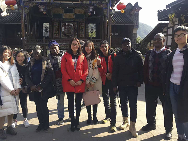 经管学院开展中外学生文化体验活动
