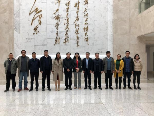 中国雄安集团有限公司一行来校交流