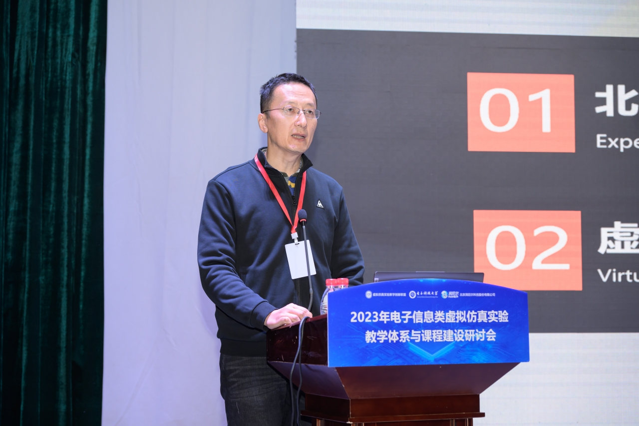 MEK_2828.jpg MEK_2828.jpg