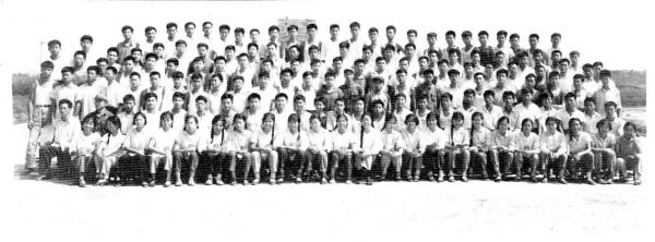 成电643班校友相聚母校