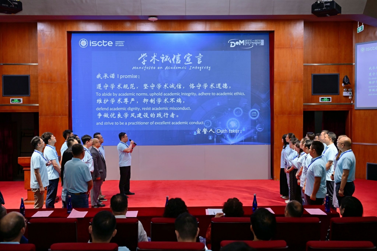 8E6ED23B2D7C098BADF5E1F4A4C_3F2E6631_4F3