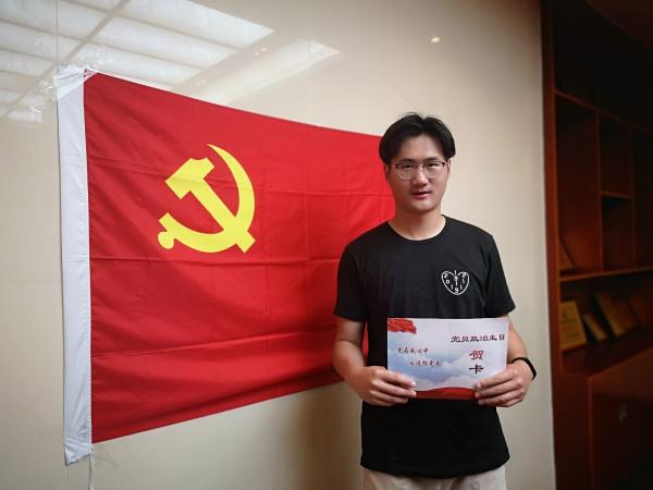 学生.jpg 学生.jpg