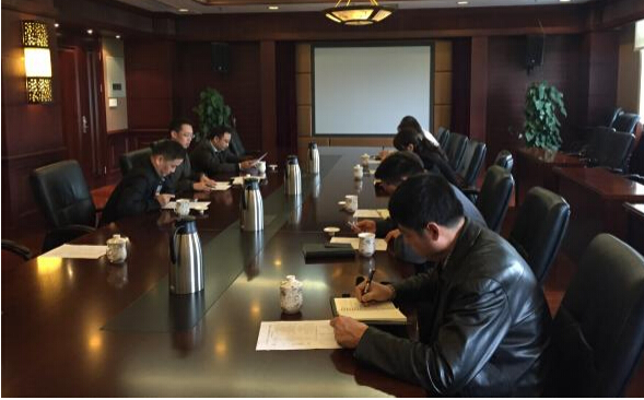 学校布置2015届毕业生校园招聘会工作