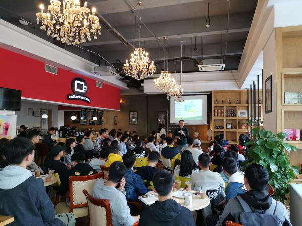 【成电下午茶】柳伟博士分享北美大学教与学文化