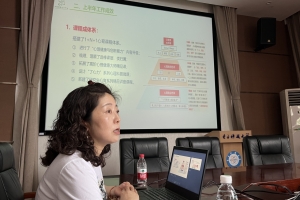 校领导调研指导心理健康教育工作