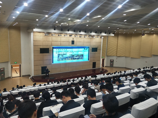 李占国校友做客首期“马兰花大讲堂”