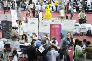 第八届“国际研究生奖学金信息说明会”走进电子科大